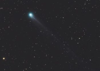 Так бьётся сердце пришельца? У кометы, похожей на НЛО, обнаружен «пульс»