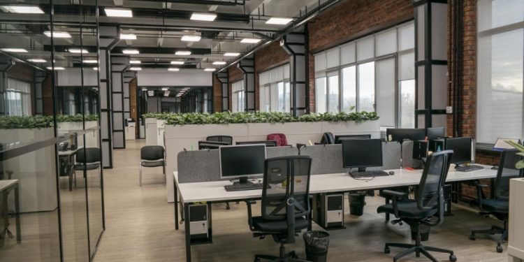 В Москве введут лишь половину от запланированного объема офисов