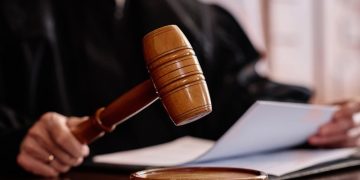 ВС отказал Долиной в признании сделки с жильем недействительной