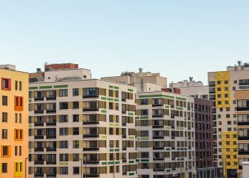 Аналитики оценили продажи новостроек в России в 2025 году