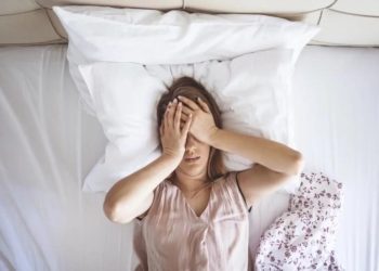 Доктор Ивашков рассказал как улучшить сон с помощью красных ночников