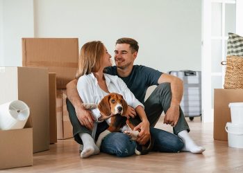 Доля планирующих улучшить жилищные условия упала до минимума с 2022