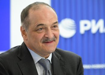 Меликов процитировал Путина, комментируя встречу Керимова и Кадырова