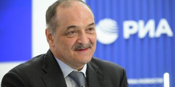 Меликов процитировал Путина, комментируя встречу Керимова и Кадырова