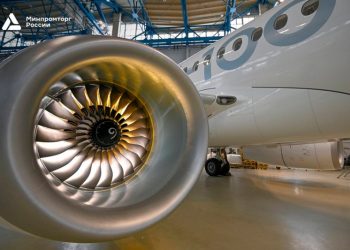 Минпромторг показал новый интерьер импортозамещенного SJ100