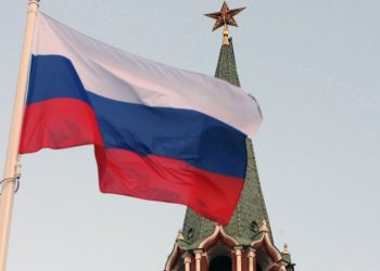 Путин поручил повысить эффективность госзакупок