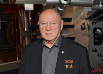 Разглядел с орбиты Атлантиду. Космонавт Джанибеков открыл правду о космосе