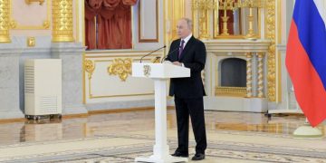 Россия всегда будет проводить взвешенный политический курс, заявил Путин