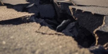 Ученые из США заявили, что в будущем один из континентов разорвет на части