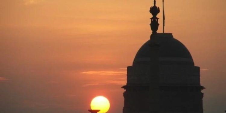 Ученый Бернс предупредил о сильных землетрясениях в Индии и ее антиподе