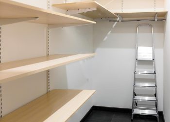 В «Домклик» назвали регионы с самыми дешевыми и дорогими кладовыми