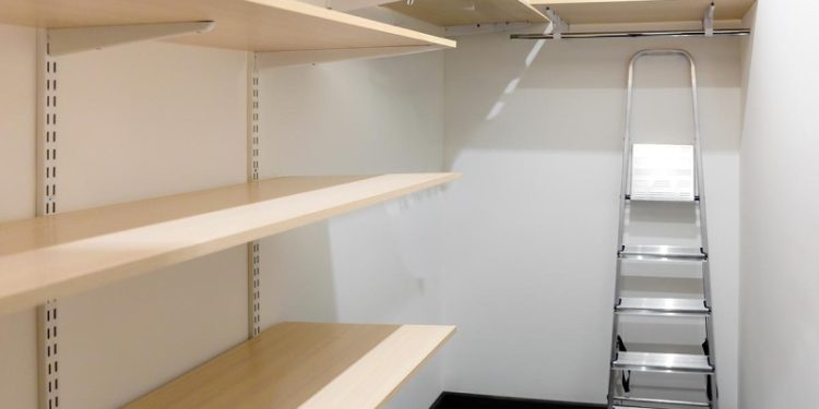 В «Домклик» назвали регионы с самыми дешевыми и дорогими кладовыми