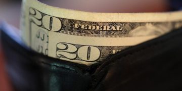 Аксаков заявил о тенденции снижения курса доллара до 40 рублей