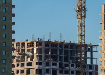 До 75% новостроек сдавались с задержкой в 2025 году