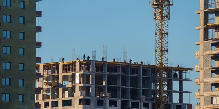 До 75% новостроек сдавались с задержкой в 2025 году