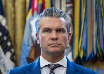 Глава Пентагона Хегсет допустил существование инопланетян