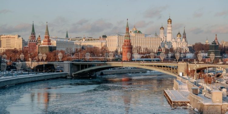 Греф назвал ставку ЦБ, которая позволит сбалансировать движение экономики