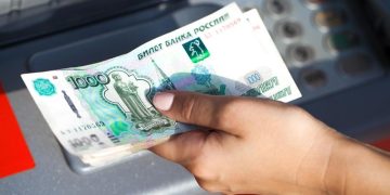 Какая зарплата нужна для одобрения ипотеки на двушку в 2026 году