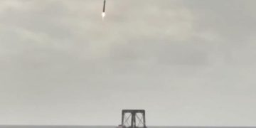 Китай успешно вернул первую ступень ракеты «Чанчжэн-10»