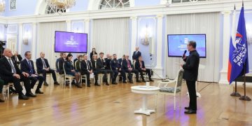 Медведев назвал цель «Единой России» на выборах в Госдуму