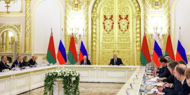 Москва и Минск подписали документы после заседания Высшего Госсовета СГ