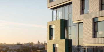 На природе и в городе: как дома от STONE создают баланс жизни в