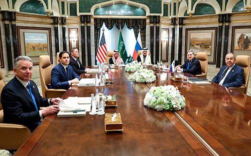 Набиуллина ответила на вопрос о возможном возврате к расчетам в долларах