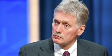 Песков напомнил слова Путина, что прямые контакты возможны в Москве