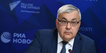 Путин освободил Вершинина от должности замглавы МИД