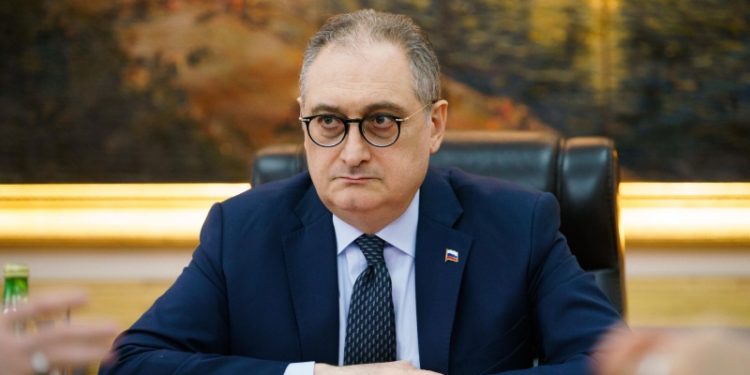 Российский посол поздравил китайцев с Новым годом