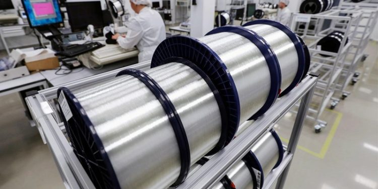 Росстат зафиксировал сокращение промпроизводства в январе