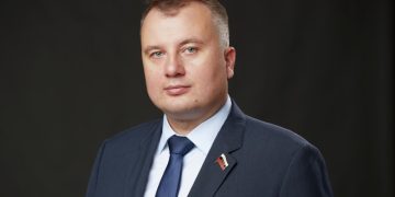 В ГД внесли проект о досрочном прекращении полномочий депутата Дзюбы