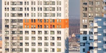 Выручка от продажи элитных новостроек превысила доходы от массового