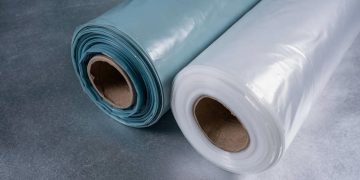 Полиэтиленовая пленка: универсальный материал для упаковки и не только