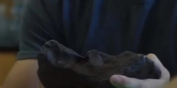 Астроном Киселев: предотвратить падение метеоритов на Землю невозможно