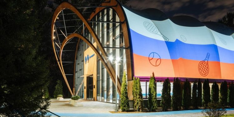 Дерево — новый бетон: как древесина возвращается в большую архитектуру