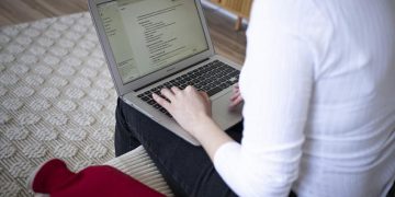 «ИИ лечит плохо, зато хорошо пилится»: Проблему недостатка врачей вменили решать машинному разуму