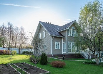 Как обновить загородный дом перед дачным сезоном без серьезных затрат