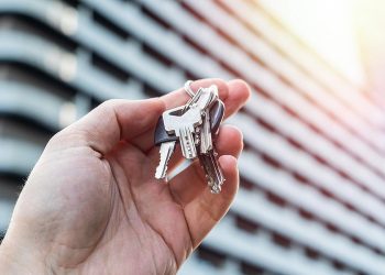 Ключевая — 15%: что будет с ипотекой после решения ЦБ снизить ставку