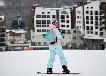 Названы самые популярные горнолыжные курорты России