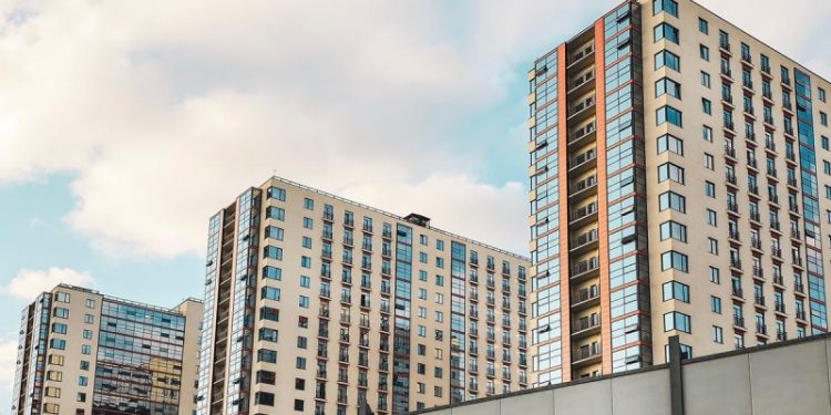 Ниже инфляции: «Дом.РФ» оценил реальное снижение цен на новостройки