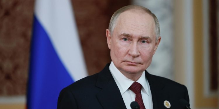 Путин обновил состав президентского Совета по межнациональным отношениям