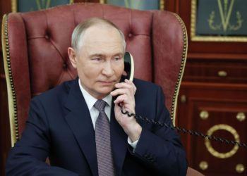 Путин поздравил Токаева с успешным проведением референдума по конституции