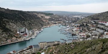 Путин проведет совещание с правительством по Крыму и Севастополю