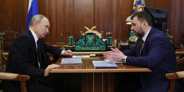 Путин проведет встречу с Пушилиным