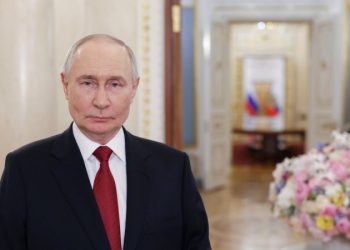 Путину доверяют 77 процентов россиян, показал опрос