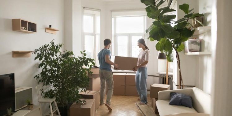 Росреестр разъяснил нюансы совместной собственности супругов на жилье