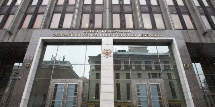 Совфед заслушает Трутнева и Москалькову, обсудит кандидатов в Верховный суд