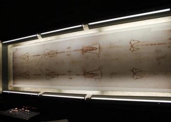 Ученые из Италии нашли на Туринской плащанице несколько новых ДНК