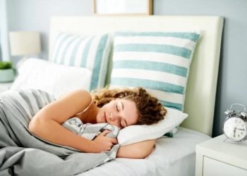 Ученые из Китая назвали точное количество часов сна, необходимое человеку